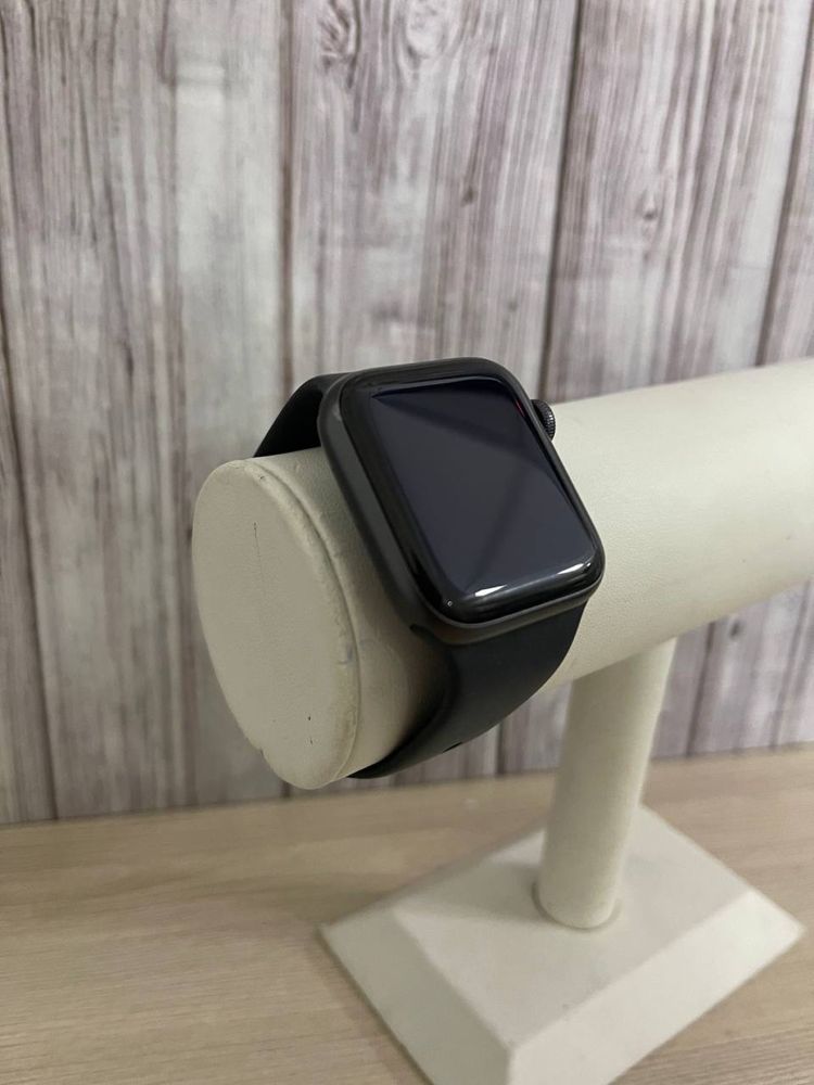 Apple Watch SE 40 / 1 gen   /  СА2691