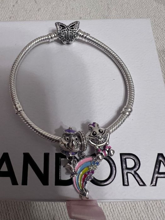 Vind bratara pandora cu talismane