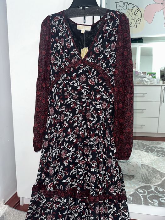 Платье новое с этикеткой