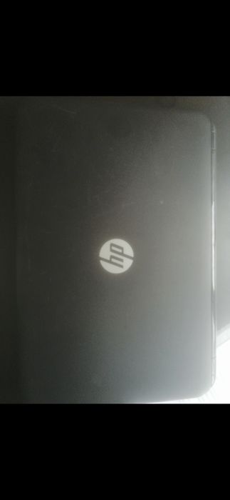 Vand laptop HP în stare buna