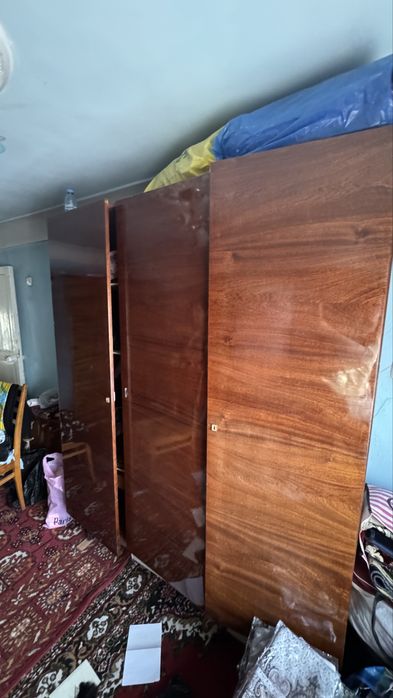 Мебель б/у продается по договорной цене