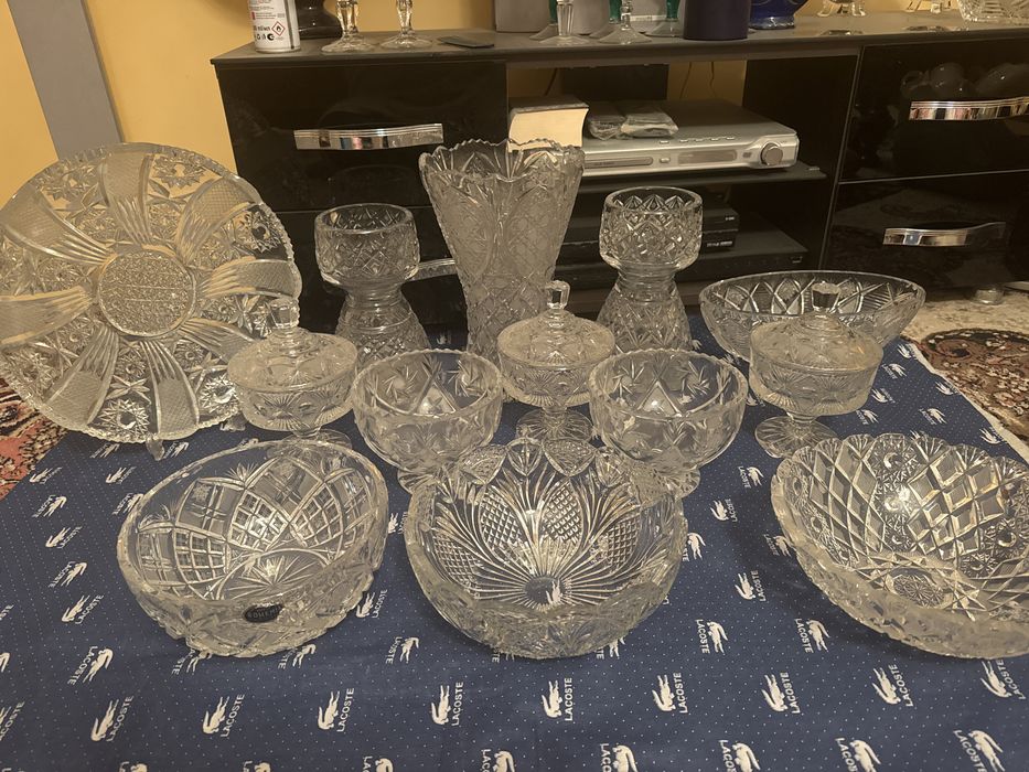 Продается хрустьлная вазы