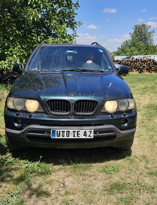Части за BMW X5 E53 4.4i