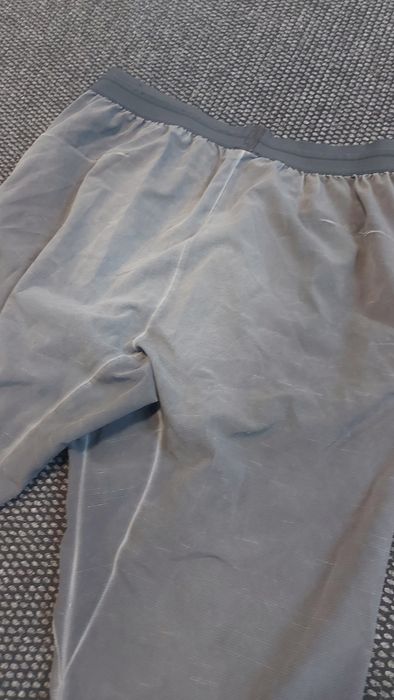 Nike yoga долнище M размер