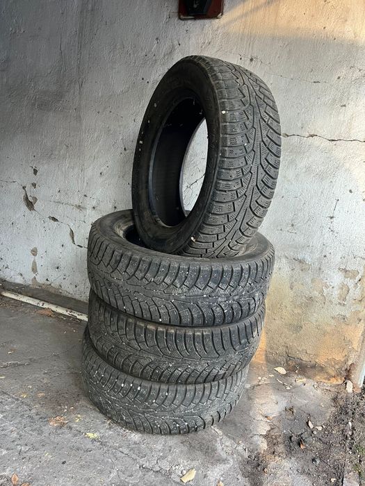 Продам зимние шины