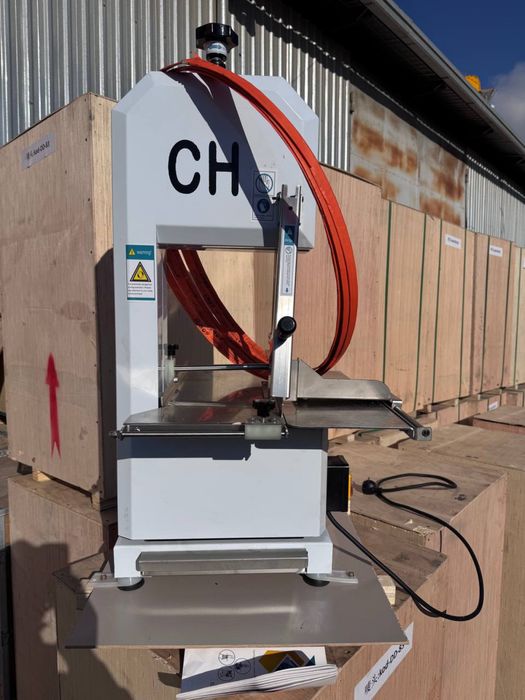 Пила. Арра. Гуш кесадиган