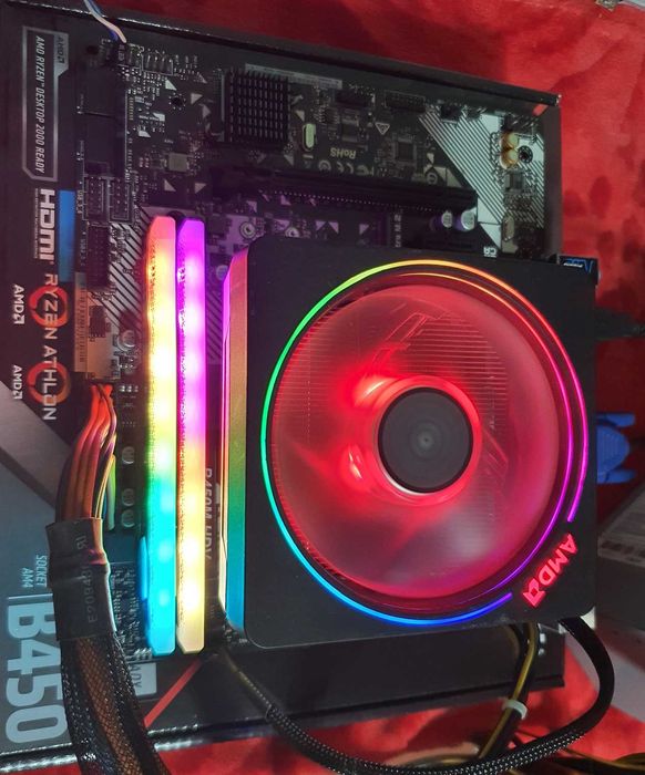 Kit Gaming A320M + Ryzen 5 4500 + 8GB DDR4 + Cooler RGB + SSD + HDD