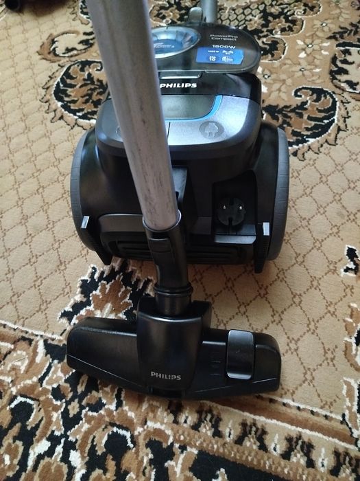 Пылесос Филипс кантейнер