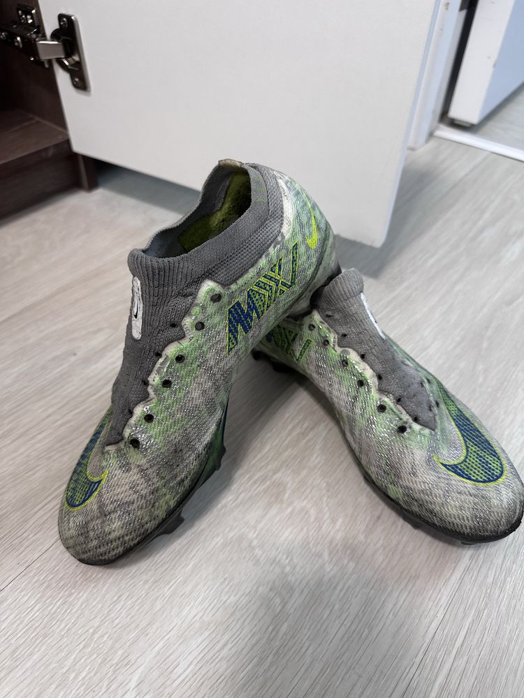 Futbolni butsa nike