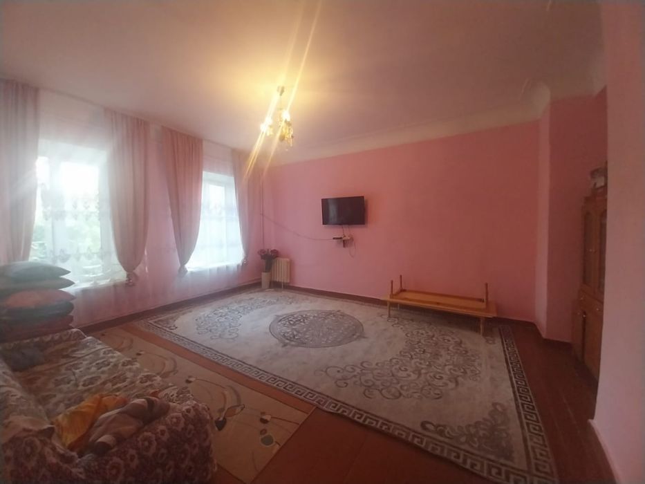 4х ком кв в кирпичном доме на 3 этаже, район Юбиляр, 95 кв.м.