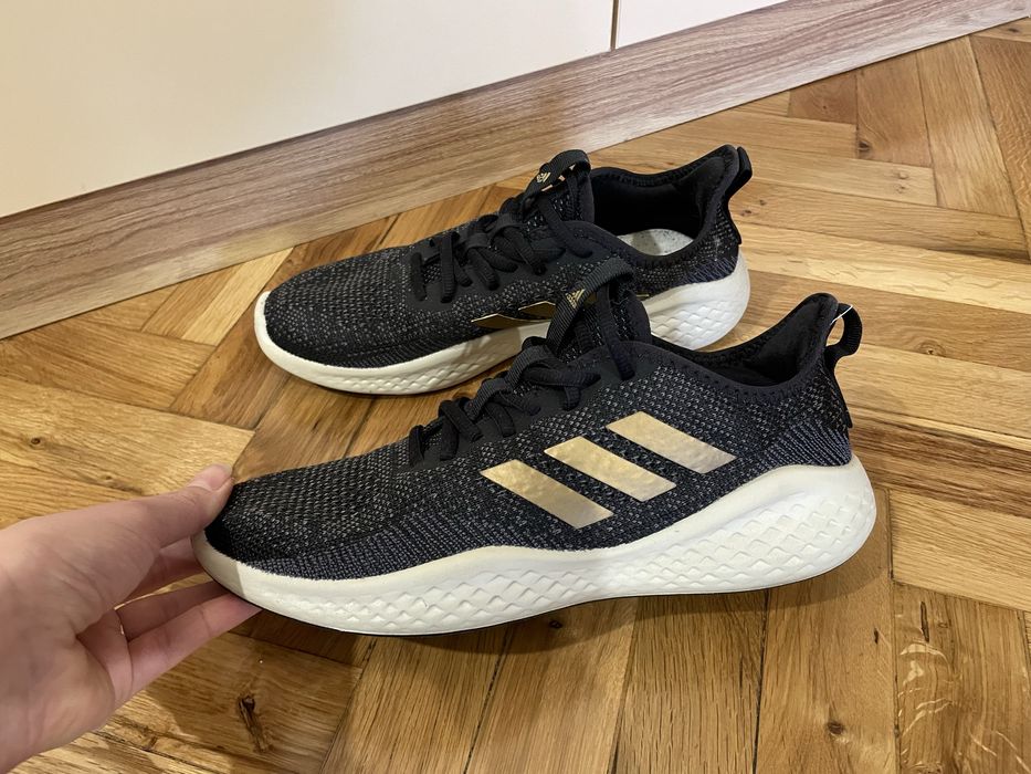 Маратонки на Адидас