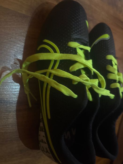 Бутонки 15 лв номер 35