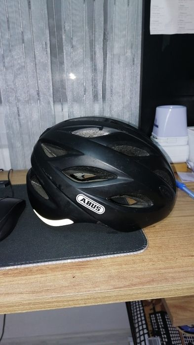 Каска Abus Lane-U