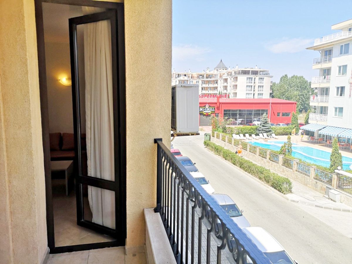 Продава се Двустаен апартамент в к.к. Слънчев бряг - 55 кв.м за 1291 €/кв.м - Снимка #8