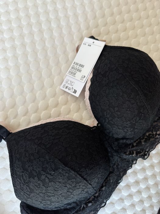 Сутиени за кърмене HM 2 броя нови