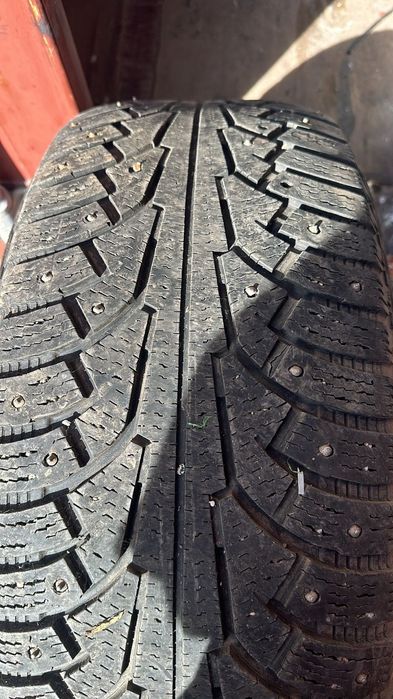 Шины зимние шипованные комплект