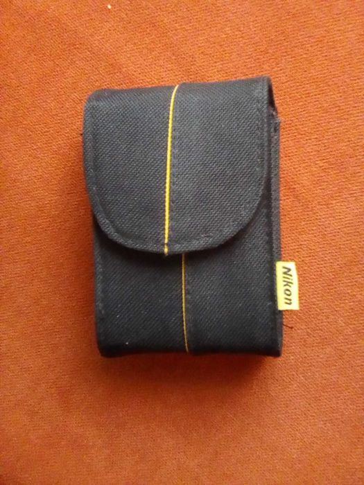 Gentuta originala aparat foto NIKON model 2