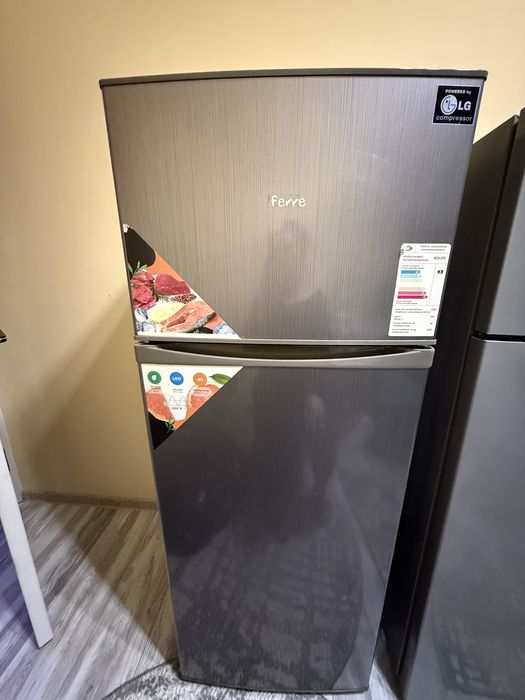 Холодильник сотилади