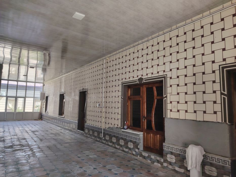Buxoro shahar O'tror tarafdan 3 sotixli  tayyor uchastka sotiladi.