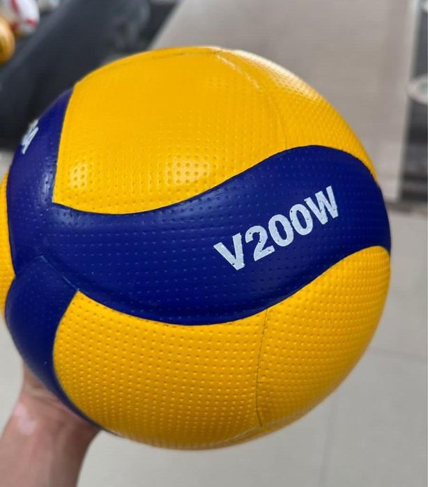 Волейбольный мяч Mikasa v200w, v300w ORIGINAL