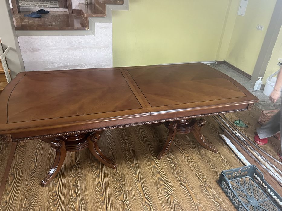 Стол для гостиной, массив дерево в отл состоянии, 3 метр(
