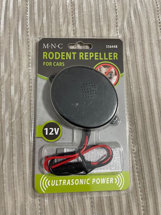 Aparat auto ultrasonic pentru combaterea șoarecilor