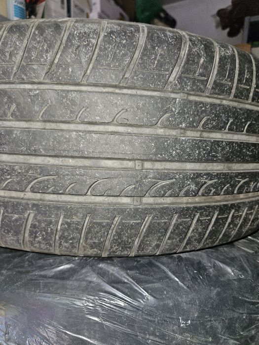 Vand set de 4 jante cu anvelope de vara