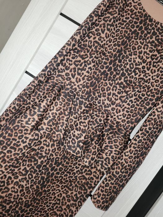 Продам платья вечерние