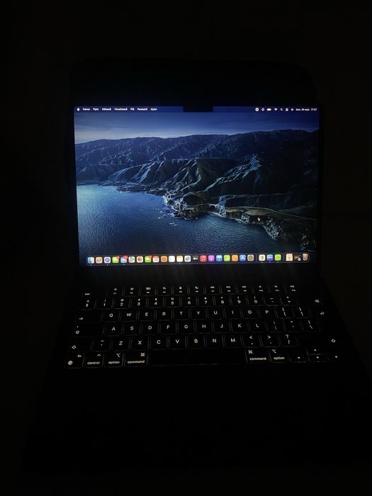 MacBook Air M2 2022