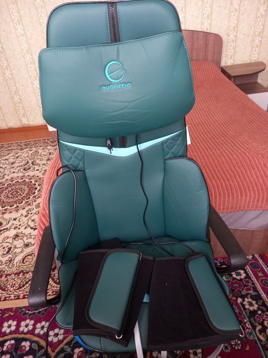 Продам массажное кресло СРОЧНО