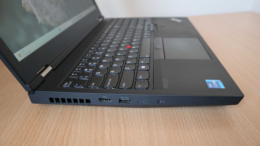 Lenovo ThinkPad P15 2Gen NVIDIA T1200 15,6/ i7 11800H / 1TB NVMe/ 16GB