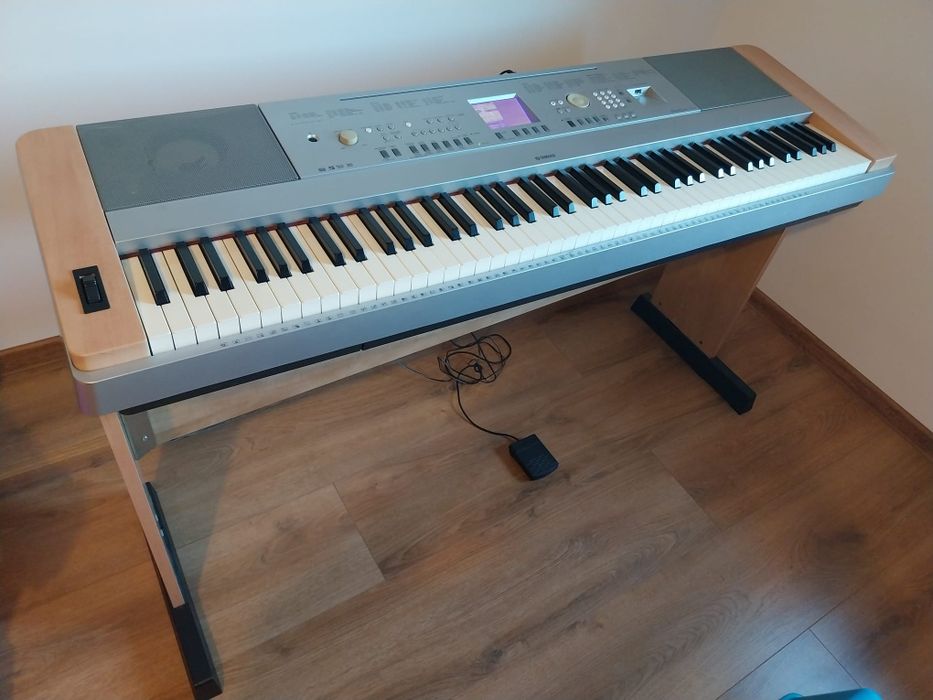 Orga Yamaha DGX 640