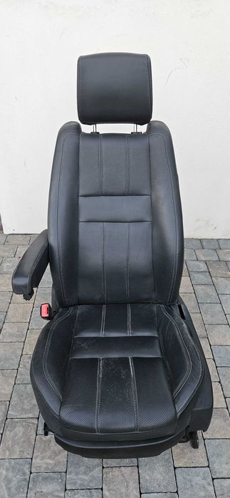 Scaun utilaje range rover