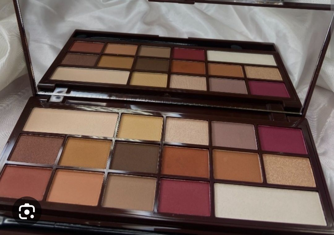 Paleta de farduri Makeup Revolution -Chocolate