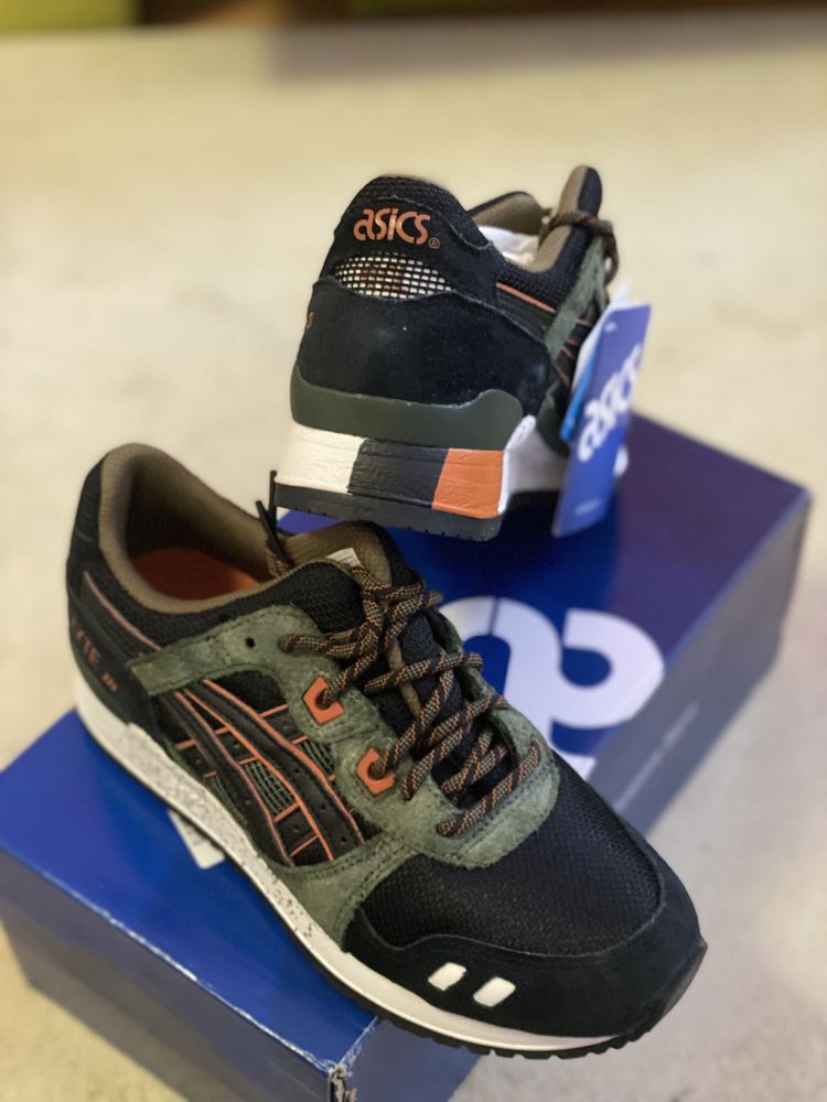 Asics GEL-LYTE lll  чисто нови спешно!!