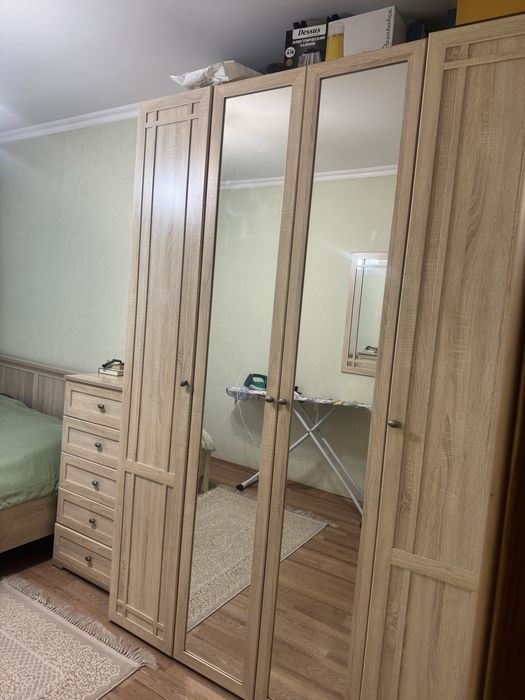 Спальный гарнитур