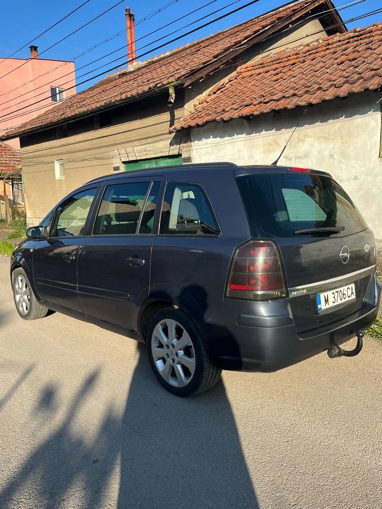 Опел Зафира В Opel zafira B