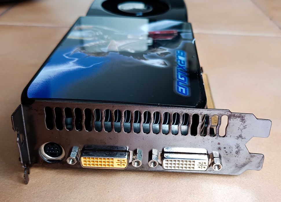 Placa video gaming vintage Asus Nvidia GTX 275 896Mb DDR3 448 bit