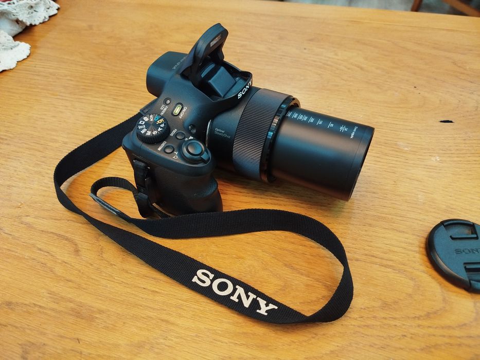 Фотоапарат Sony DSC-HX300