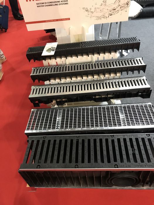 Latok temir Trap metal