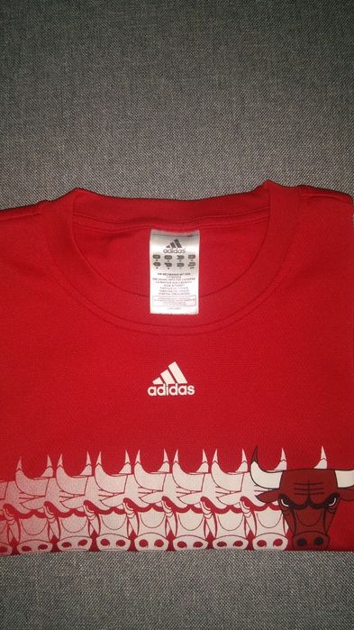 Нов потник Adidas