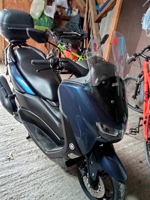Vînd scuter  Yamaha 125