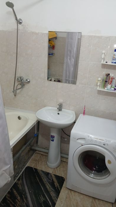 Toshkent markazida 4 xonali kv sotiladi