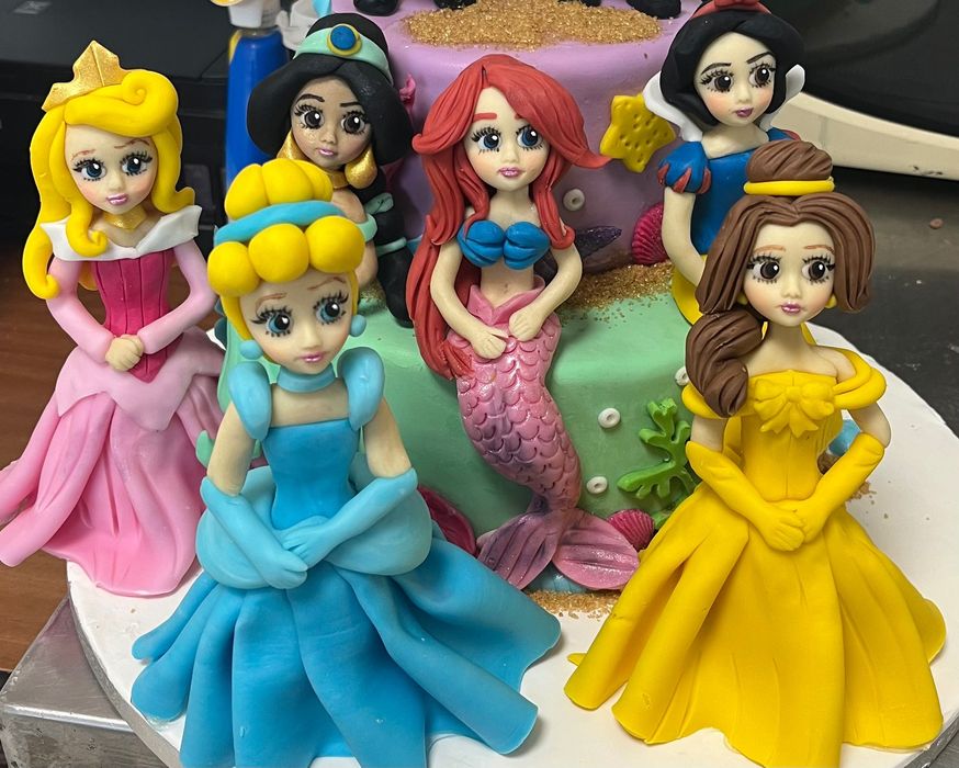 figurine din pasta de zahar la comanda bucuresti