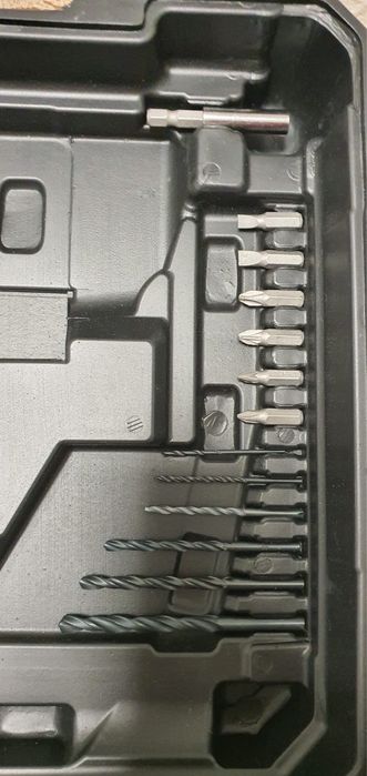 Masina de gaurit si insurubat