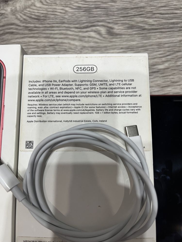 Iphone XR (256)