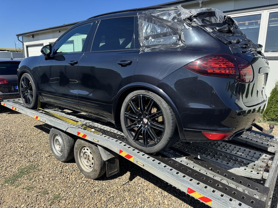 Dezmembrez / piese porsche cayenne 2012 3.0tdi crc