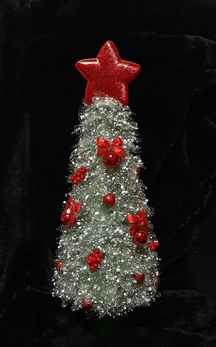 Bradut decorativ de Craciun