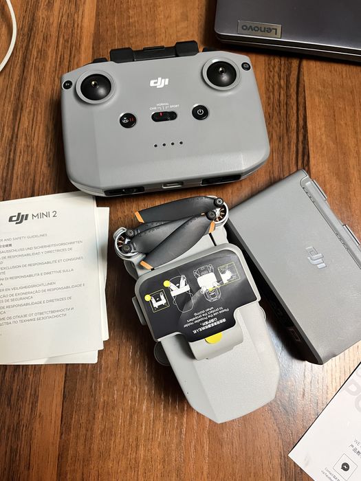 Продам дрон dji mini 2