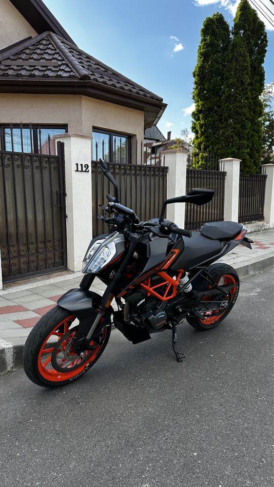 KTM duke 125 2021